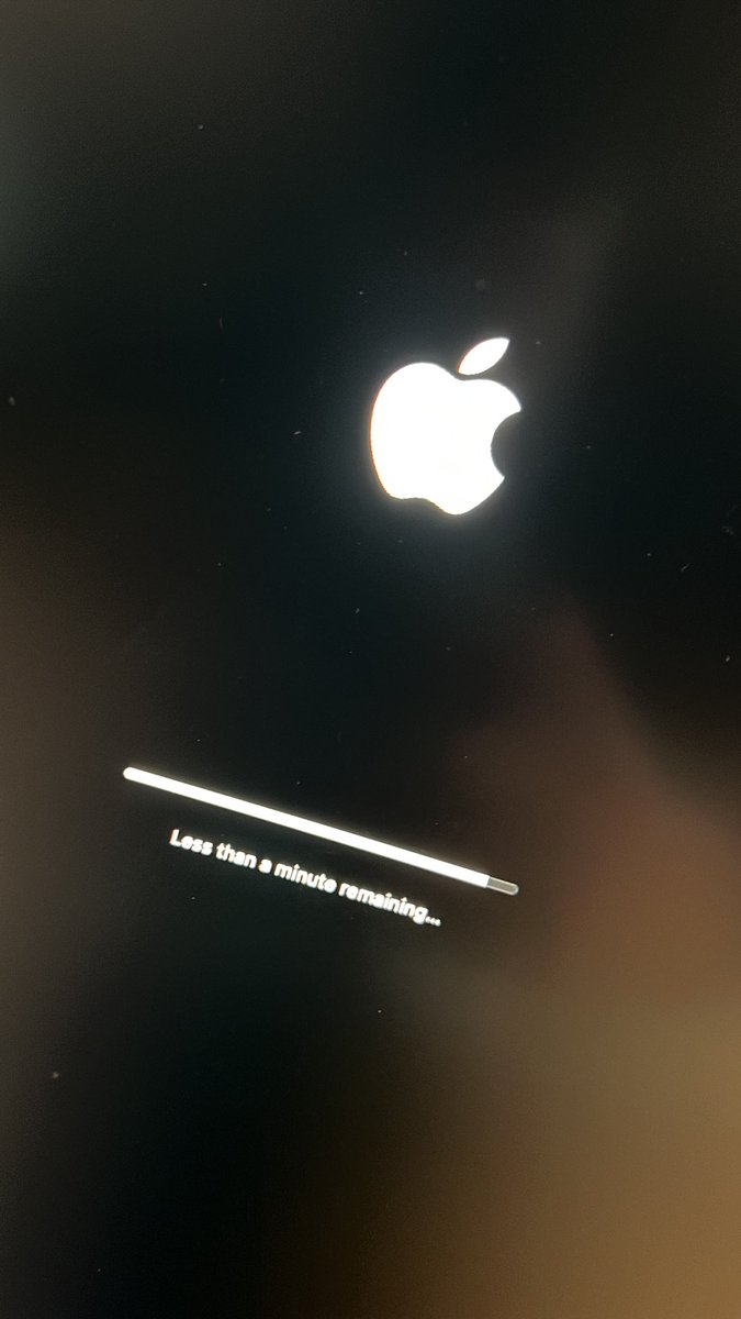 senditfpv's tweet photo. Longest minute ever…
#macbook #apple https://t.co/YDmEpO174a