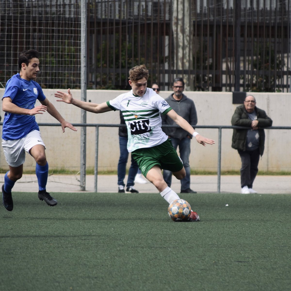 uesants's tweet photo. 👉 𝗥𝗲𝘀𝘂𝗹𝘁𝗮𝘁𝘀:

𝐏𝐫𝐢𝐦𝐞𝐫 𝐄𝐪𝐮𝐢𝐩 masculí 1-2 @uesantandreu 

𝐏𝐫𝐢𝐦𝐞𝐫 𝐄𝐪𝐮𝐢𝐩 femení 4-0 @martinenc 

𝐀𝐦𝐚𝐭𝐞𝐮𝐫 masculí 0-1 Nacional fe Barcelona

𝐉𝐮𝐯𝐞𝐧𝐢𝐥 𝐀 masculí 1-2 @FundacioGrama 

𝐉𝐮𝐯𝐞𝐧𝐢𝐥 𝐀 femení - @AtleticVila (ajornat) https://t.co/N648MxAnGI