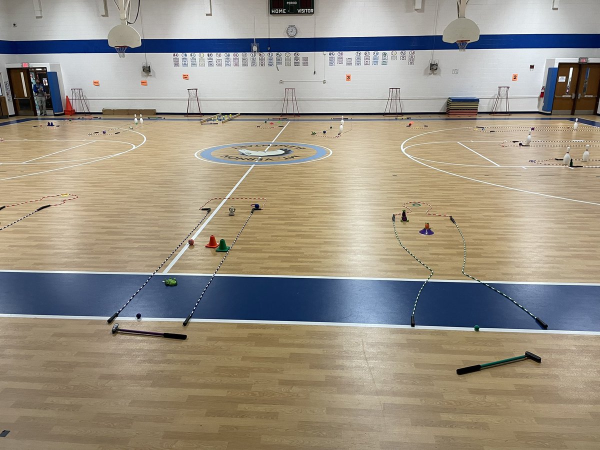 Getting ready for 18 holes of miniature golf in PE today! #Wearemustangs