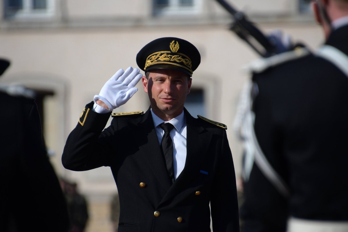 Prefet52's tweet photo. Cérémonie baptême et remise galons 510ème promotion élèves gendarmes Promotion Maréchal des Logis-Chef BRIOT à #esog @Ville_Chaumont en présence de M DEN HEIJER, secrétaire général
Félicitations GND SOLER D. Prix contact et proximité
@Interieur_Gouv 
@Gendarmerie 
@PrefetZoneEst https://t.co/v9MzLZ78OA