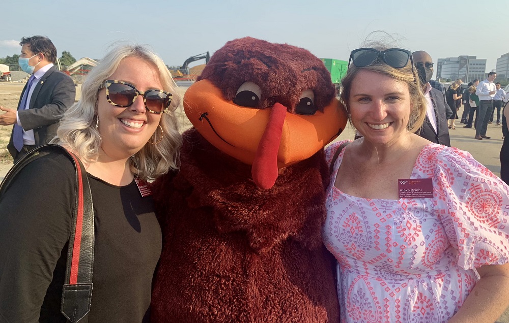 Alexa Briehl tweet media