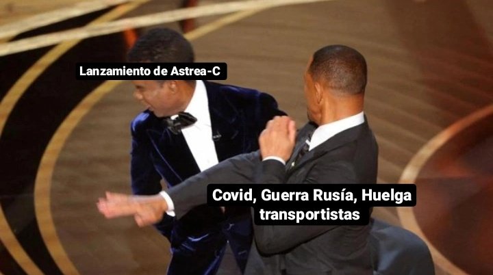 Muchos nos preguntáis si hacéis cohetes por qué no os hemos visto lanzarlos...
Will Smith os lo explica
#WillAndChris
