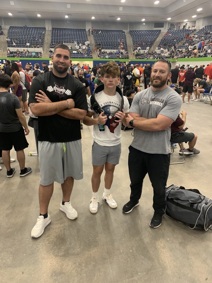 MHS Powerlifting tweet media