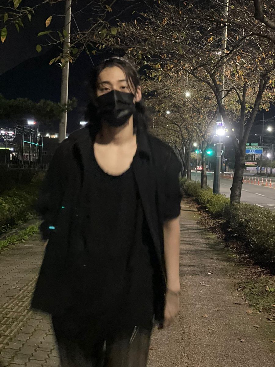 beambombxx's tweet photo. 들리지않으나 
결코없는것이아닌
그의,, 노이즈캔슬링가슴 https://t.co/EnDgdsMywO