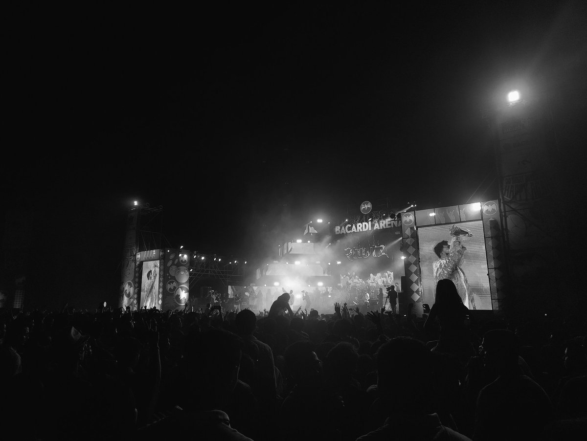 SwarajPatell's tweet photo. Great First Festival #NH7WeekenderPune #Dowhatmakesyouhappy https://t.co/HdQ5yd7qIK