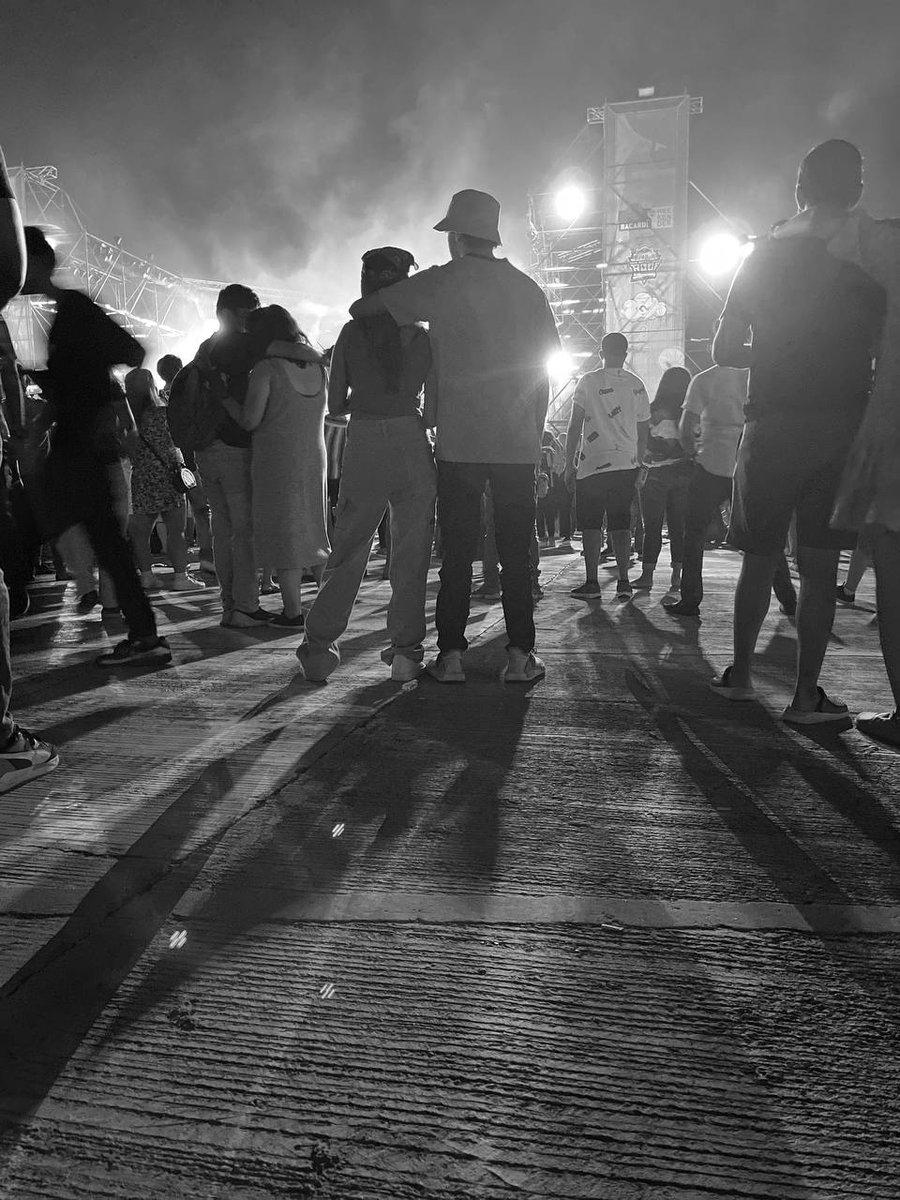 SwarajPatell's tweet photo. Great First Festival #NH7WeekenderPune #Dowhatmakesyouhappy https://t.co/HdQ5yd7qIK