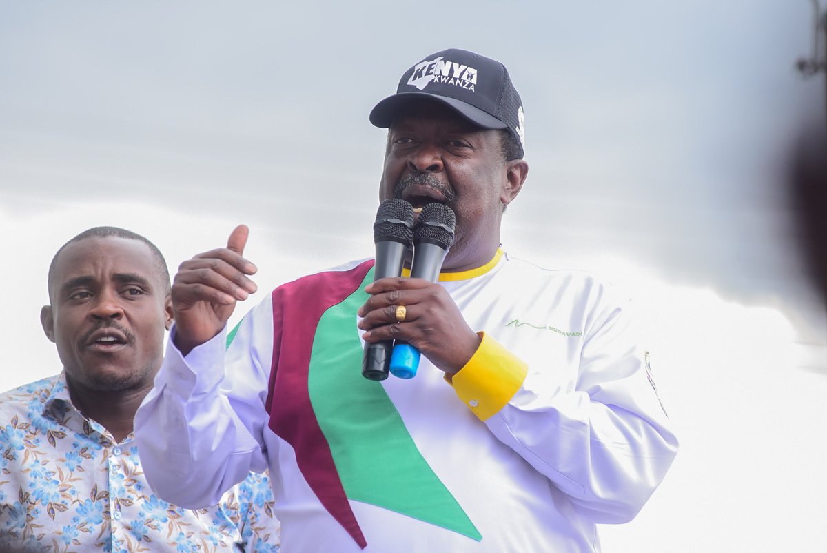 ProgressKN's tweet photo. Party leader addressing Kenya Kwanza supporters in Sabatia-Butere constituency, Kakamega County.

#KenyaKwanza https://t.co/rrk8apvR36