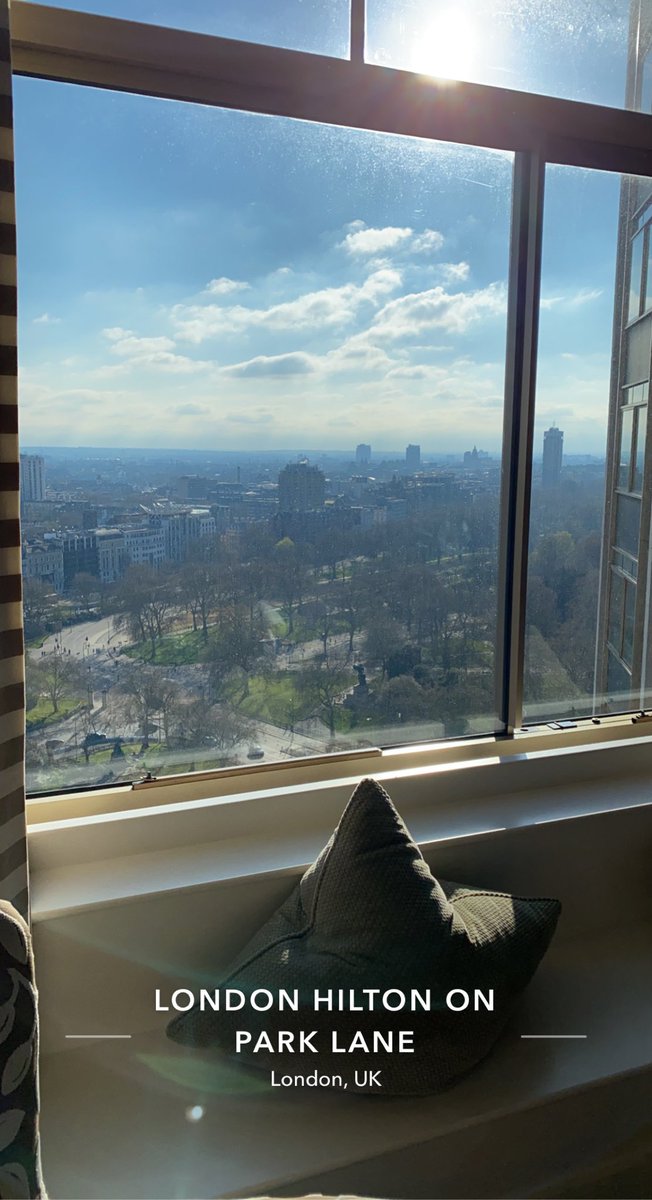 Bu5loff's tweet photo. day 1 🇬🇧 https://t.co/rmz8IQDNvL