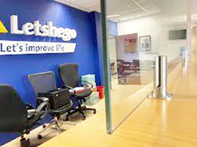 TheNamibian's tweet image. At least 4 000 Namibians will benefit from an agreement between Letshego Bank Namibia and the International Finance Corporation (IFC) to provide Namibians with affordable housing finance. buff.ly/36SpXxs