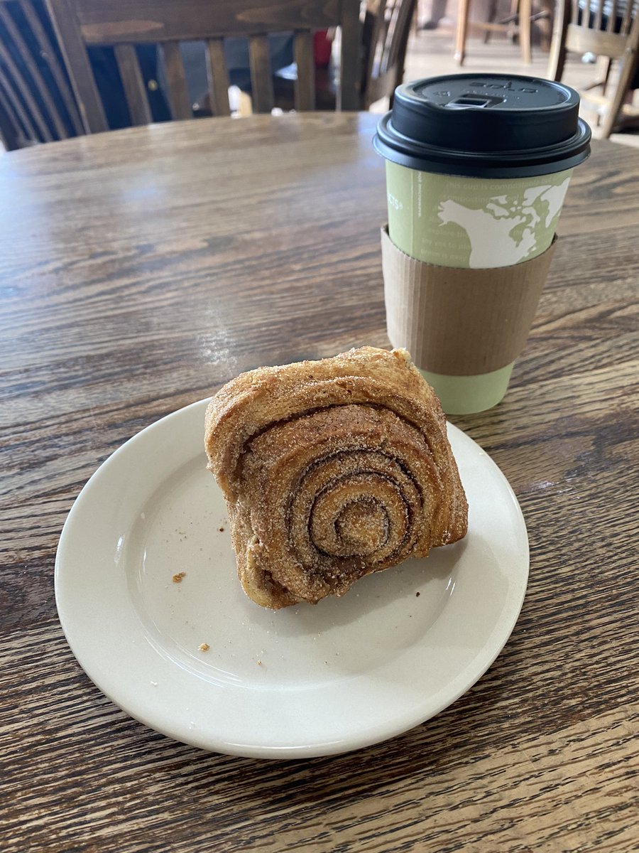 KarenATXMH's tweet photo. Sometimes it’s the little things…in person work meeting at my favorite morning spot #UpperCrustBakery https://t.co/N2BfG8L0gL