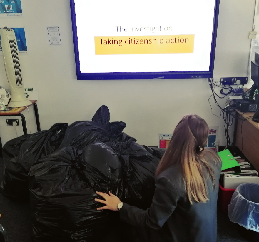 MarshlandHS's tweet photo. Citizenship students are getting ready to launch the green plastic recycling bins out in the playground after the Easter break.
#citizenship #doyourbit #helpsavetheplanet https://t.co/MJ8uIU3mGP