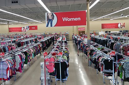 StLuciaApt's tweet photo. Check out your local thrift store in #LasVegasNV. @StLuciaApt encourages you to visit their website to see how you can #donate all your unwanted clothing at Savers! https://t.co/8tfW4cAMvh https://t.co/6QDb3iypkY