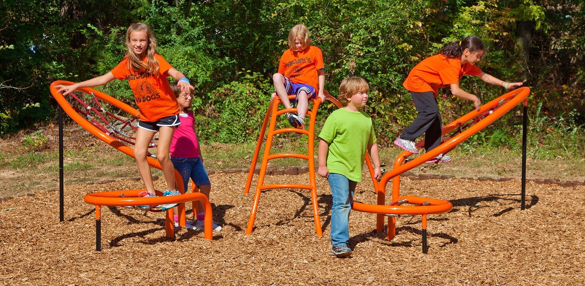 CunninghamRec's tweet photo. Freestanding Play: net climbers with character...add a butterfly, spider, or frog to your existing park or playground. #parks #playgrounds #playequipment #schools #customplaygrounddesigns #freestandingclimbers @gametimeplay https://t.co/fQYEy4JsVI https://t.co/oHTektPMIo