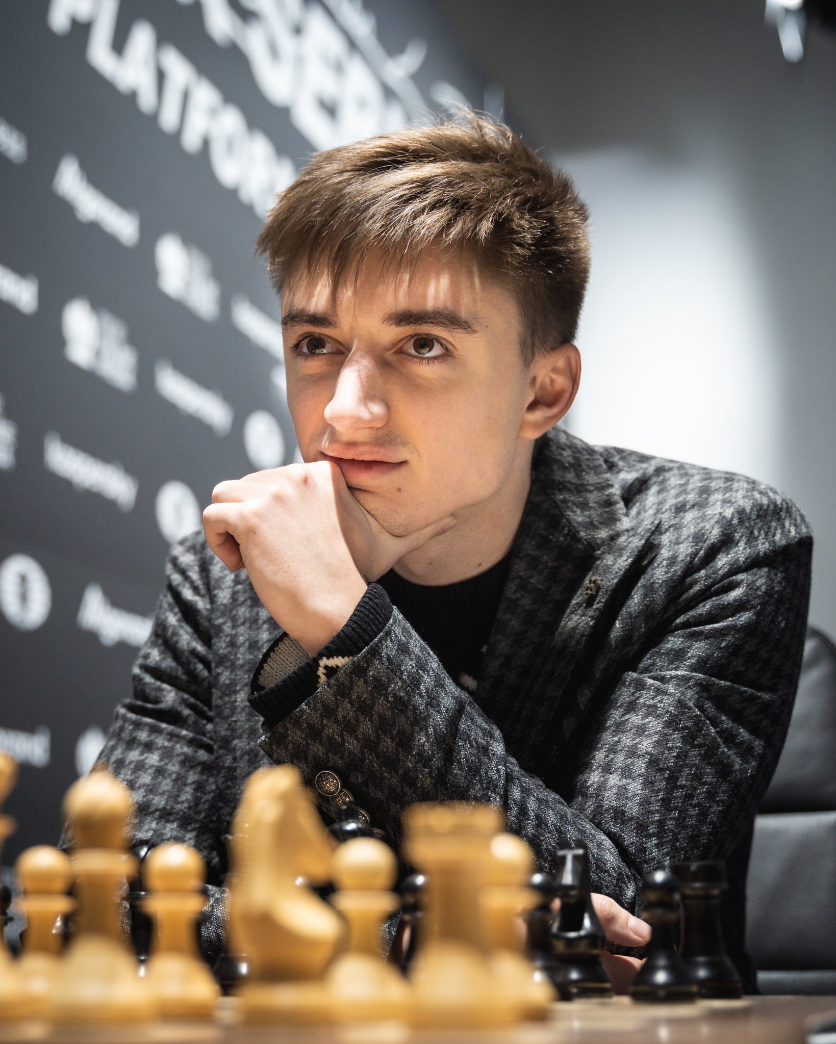 International Chess Federation on X: Shakhriyar Mamedyarov and Daniil Dubov  drew in 13 moves after a three-fold repetition. Shakhriyar must now await  the result of the Keymer-Dominguez game to learn whether he