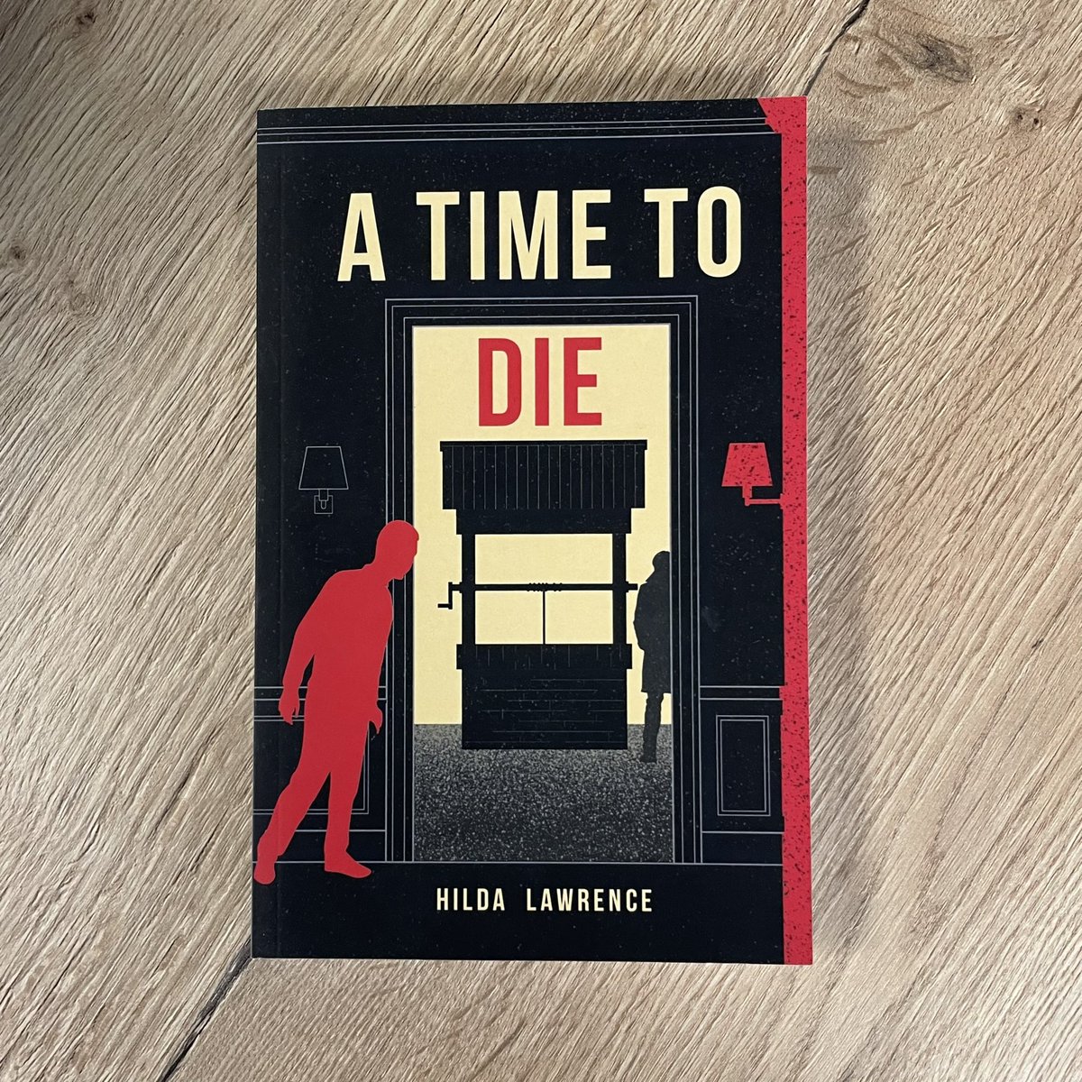 AgoraBooksLDN's tweet photo. The name’s East. Mark East.

If you loved #Oscar winner #NoTimeToDie, you’ll love this sequel* from Uncrowned Queen of Crime Hilda Lawrence.

*not a sequel to No Time To Die. https://t.co/CGfmPowyoQ
