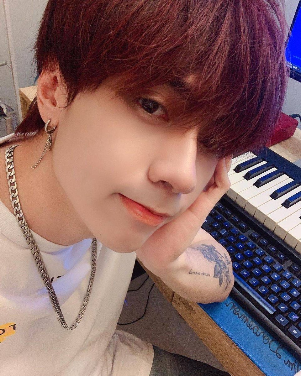 alisamadlem's tweet photo. โอ๊ยยยย ชื่นใจพี่มากเลย 😘
อยากไปนั่งสบตาใกล้ๆเลยค่ะ 🥰
#QuangHungMasterD 
#STANWORLD https://t.co/oOxI8nqTgh