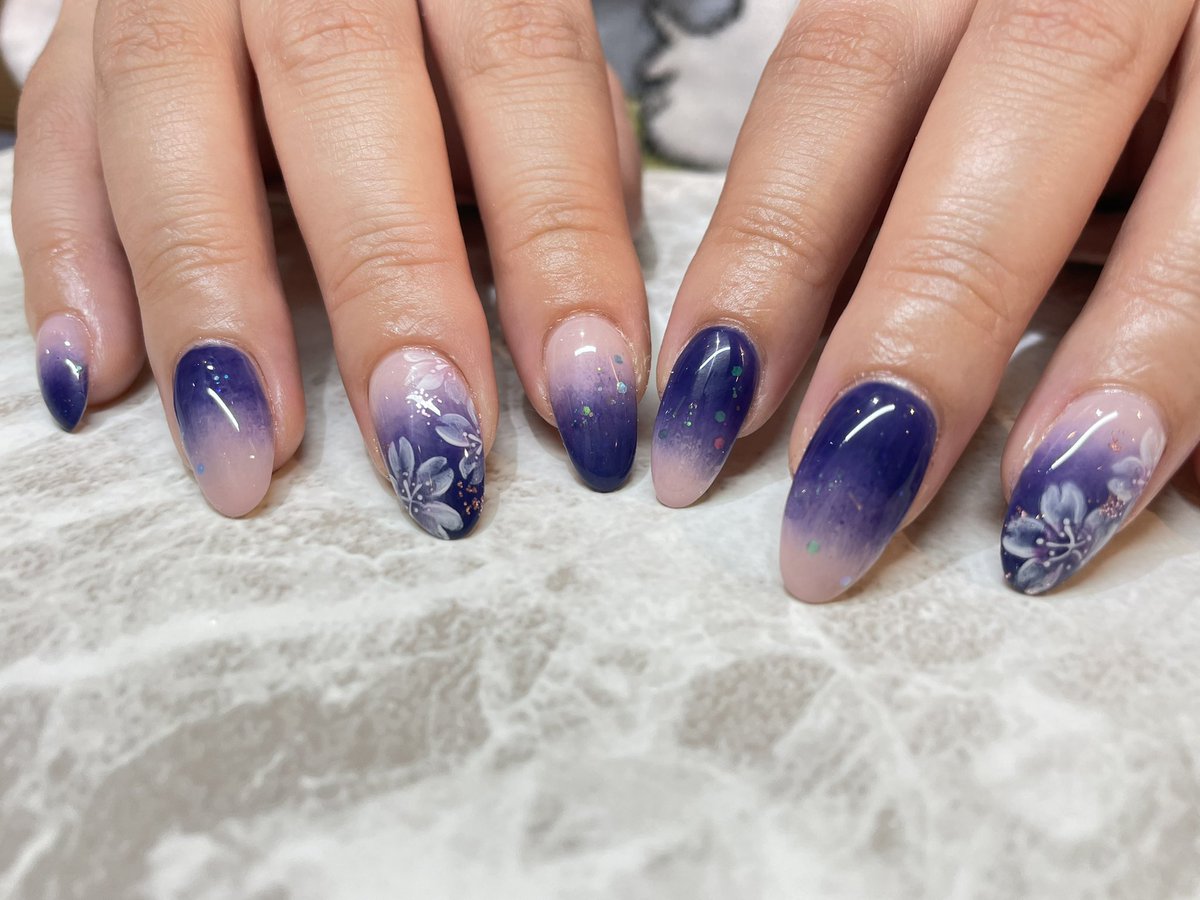 Umi Ari S Tweet 夜桜ネイル 今回も想像を超える美しさ ほしこネイル ネイル 夜桜 Trendsmap