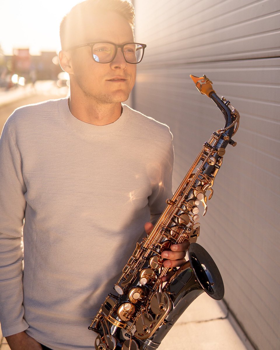 deesaxx's tweet photo. 🎷 The quality instrument is the important factor for this fulltime job and it must be a part of your personality. PowerBell fulfills this for me! 🥳👌🏻
It’s about a year I’ve got the opportunity to use @AntiguaWinds #PowerBell and I’m still happy with it ⚫️🟠
#saxophone https://t.co/xnkY20Z2Cp