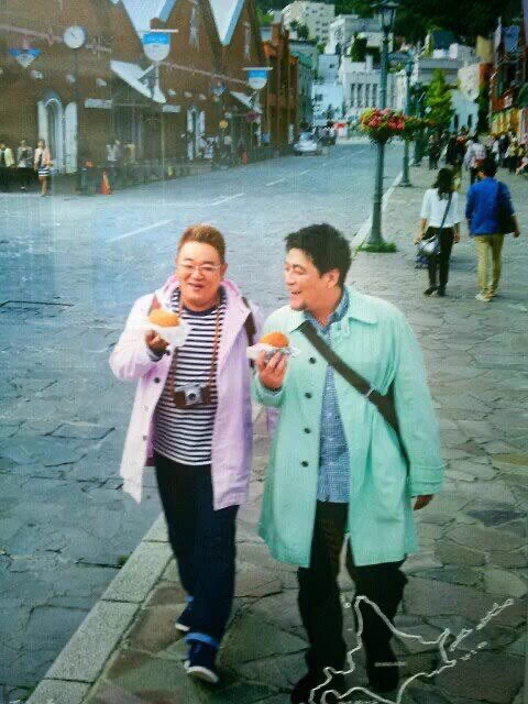 既婚者なのに？サンドウィッチマンがデートをしているところを撮られてしまうwww