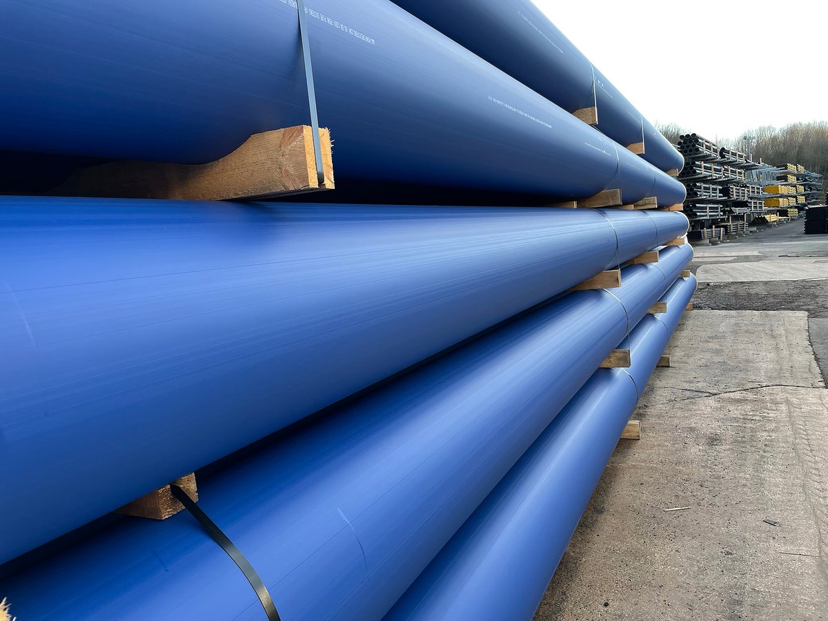 A nice run of just over 2kms of 450mm SDR17 blue EN-12201 water pipe heading to one of our customers this week.

peakpipesystems.com/water/

#water #peakwater #SIMONA #PEAK #polyethylene #utility