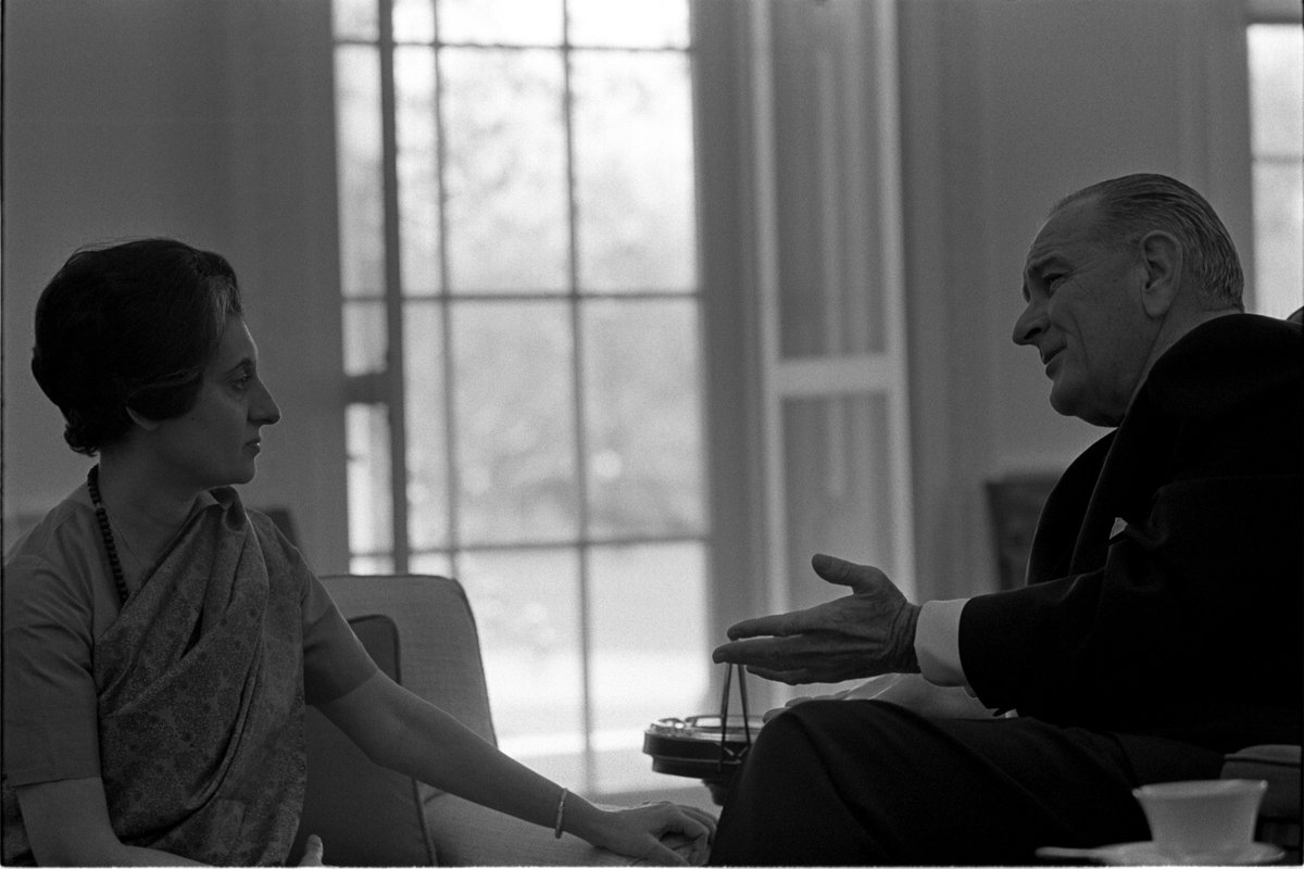 #OTD March 28, 1966: President Johnson welcomed Prime Minister Indira Gandhi to the White House.

President Johnson &amp; PM Gandhi met during the day to discuss areas of cooperation including agriculture, family planning, economic development, &amp; peace in Asia.

📸 Yoichi Okamoto