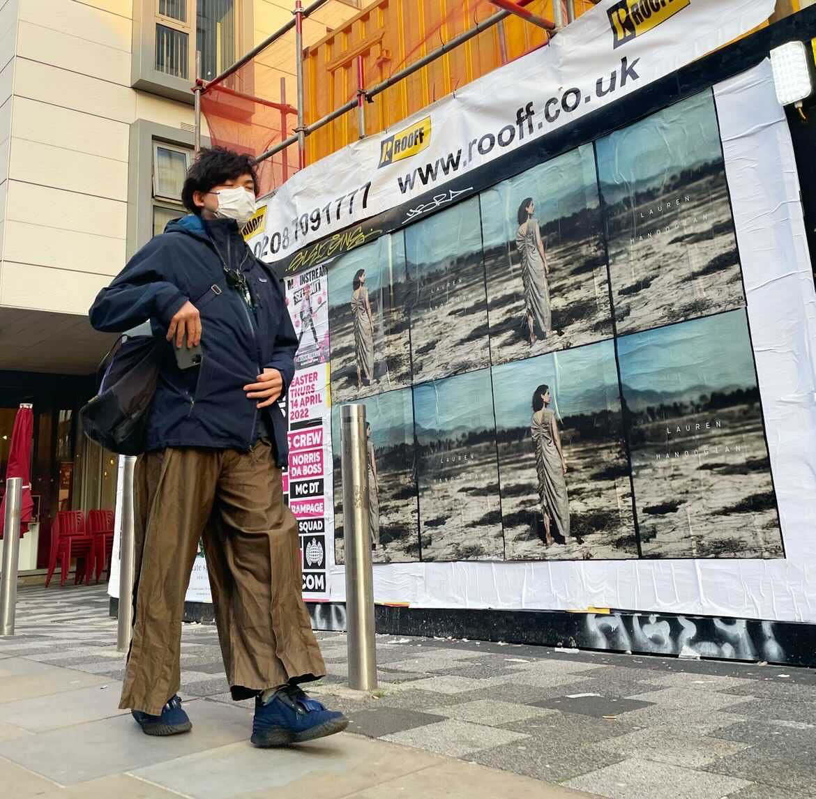 Our new poster campaign for NY based fashion brand Lauren Manoogian is active in London. 

#flyposting #guerrillamarketing #streetmarketing #laurenmanoogian