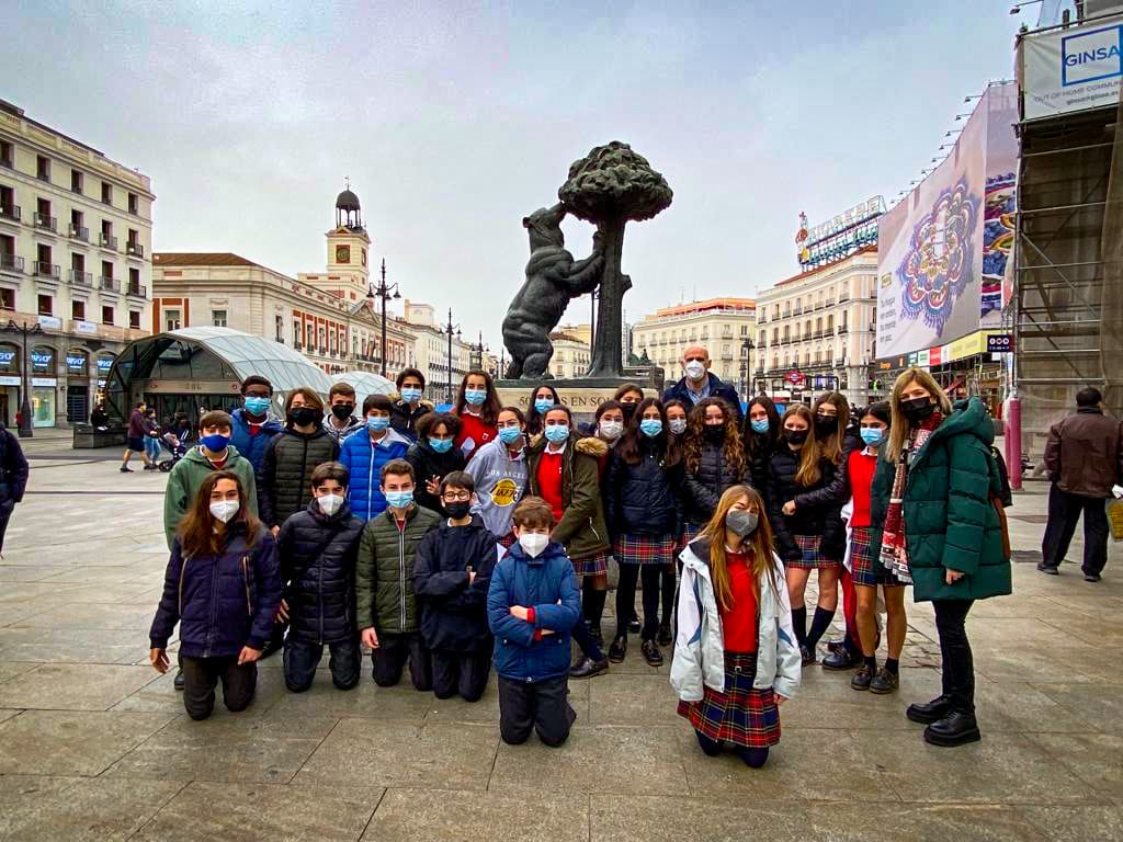 ColegiosElValle's tweet photo. Los alumnos de #2ESOB han podido disfrutar de la zona de Ópera como parte del #proyecto 👉 Soy Leyenda #ColegiosElValle #Madrid #VB #ElValle #AprendizajeBasadoenProyectos #ABP https://t.co/o4rEtl5HAd