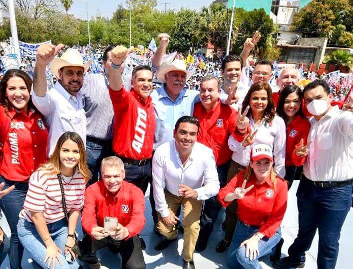 Acompañé a nuestro presidente <a href="/alitomorenoc/">Alejandro Moreno</a> al registro de <a href="/CesarElTruko/">CesarVerastegui</a> de la coalición #VaXTamaulipas.

Fuerza, unidad y respaldo de PRI, PAN y PRD para llevar a César Verástegui a la gubernatura de este gran estado.