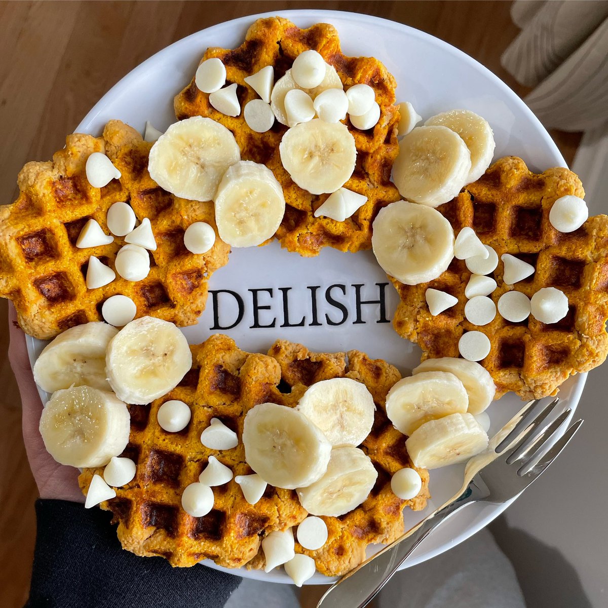 AnywhoKim's tweet photo. Waffles. @1stPhorm #miniwaffles #waffles @BetterBodyFoods https://t.co/fsEGRA33ha