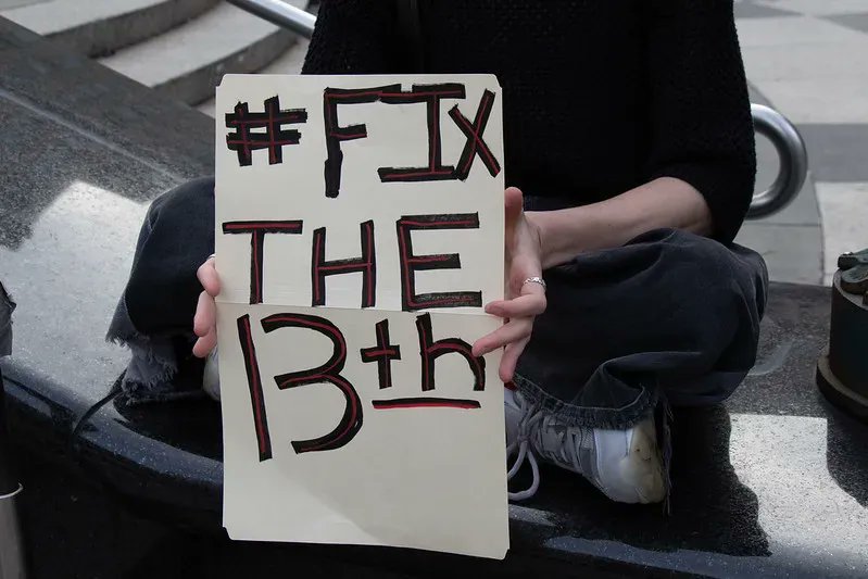 nyu_journalism's tweet photo. "In the final section of the 2023 Fiscal Year State Budget, Governor Hochul proposed a constitutional amendment to, 'allow employment [of imprisoned workers] by private entities.'"  —@AnnieIezzi on @GovKathyHochul #jailstojobs | https://t.co/wrqIUdeHLG #prisons #modernslavery https://t.co/gWVGg9kyUa