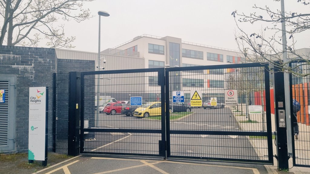 GAVEducation's tweet image. Reaching out to @EACTCityHeights #Year7 #Year8 students today with our top GAV team &amp;amp; dedicated teaching staff! Focusing on #ZeroProtection by carrying a weapon &amp;amp; how evil gangs groom, exploit &amp;amp; hurt kids. Very positive day in #Lambeth!