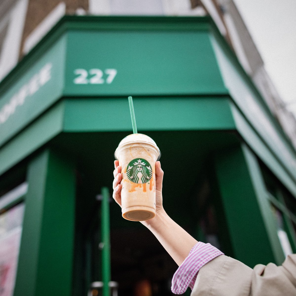 WestwoodCross's tweet photo. Psst! A certain fabulous coffee shop is joining us very soon. Who's ready for @StarbucksUK at Westwood Cross? Stay tuned for updates! 👀☕ https://t.co/cU5cgN0AA3