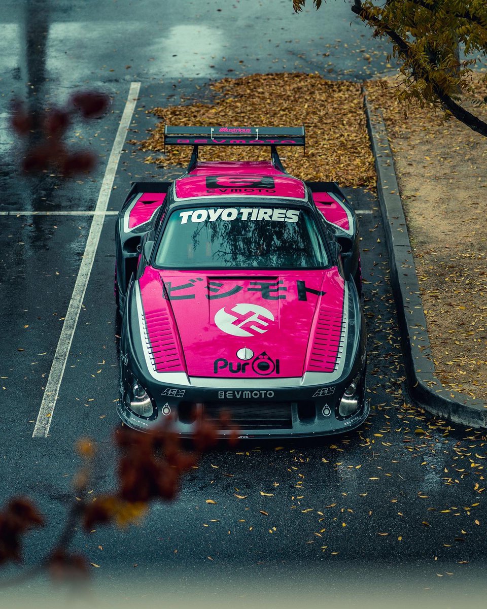 bisimoto's tweet image. 🎵It never rains in southern California 🎼
The 636hp #Bisimoto Porsche 935  #K3V.