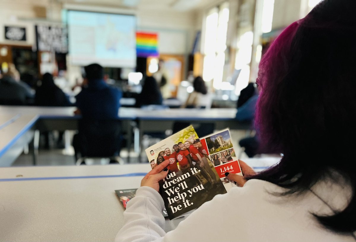 Shout out to <a href="/KellyPostsec/">KCP Postsecondary</a> for providing targeted admissions reps visits for @ThomasKelly_HS Class of 2022 seniors so that they can make the most informed college decision ahead of Decision Day!