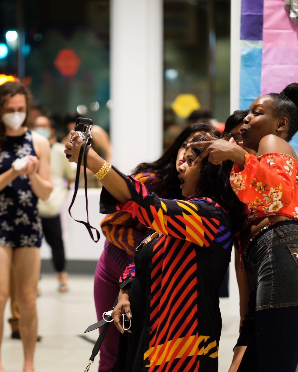 GI_LosAngeles's tweet image. Thank you to all the wonderful people who came out to the exhibition opening “Festival de Barriletes”, created by @mactivist.  

The exhibition is part of the Neighborhood Interpretive Center and still on view until May 31st. More programming to come!