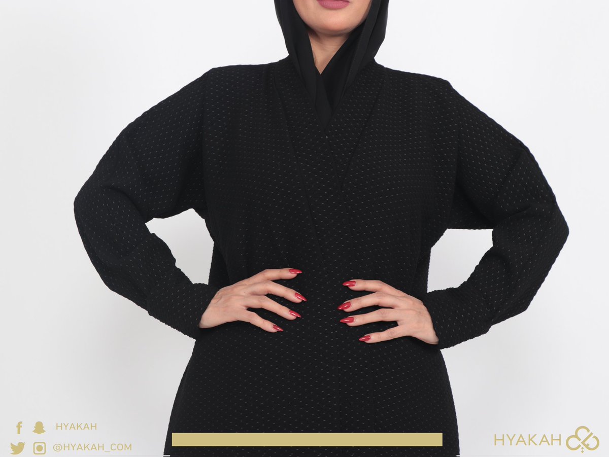 hyakah_com's tweet photo. عباية شاكيرا رسمية 
كود العباية : 7015

لعاشقات اللون الأسود والليل ،عباية مسائية  كشخة بلون أسود من حياكة ،،مصممة من قماش شاكيرا الأندونسي المنقط ومقفلة من الأمام بطق طق الكم مسفوط وترافق هذه العباية طرحة سوداء
سعر العباية 319 ريال
#عبايات_حياكه #Oscars #الرياض #الرياض_الان https://t.co/I4ymDBq5e7