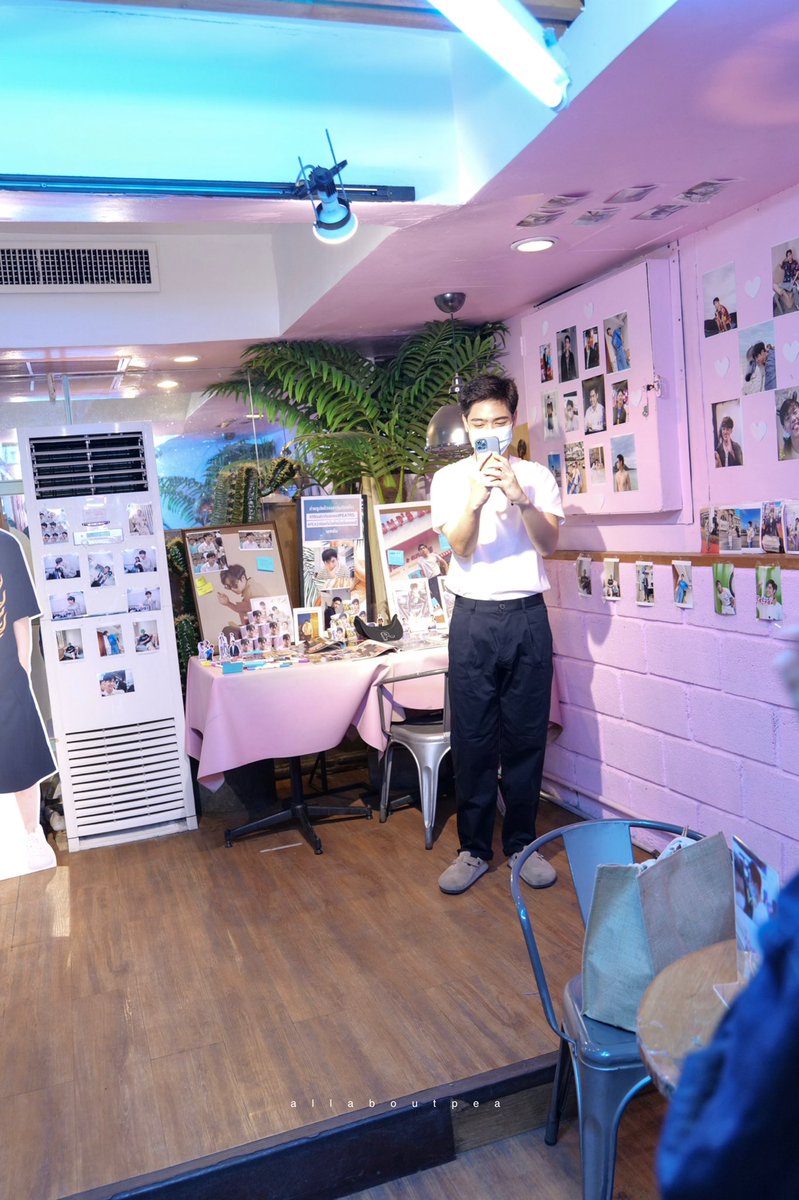 allaboutPEA's tweet photo. ขอดูคลิปหน่อยจิ @ppeatrs
#Ppeatrs #NadaoArtist   #MissEnSceneofPEATRS https://t.co/HmrjFHHILR