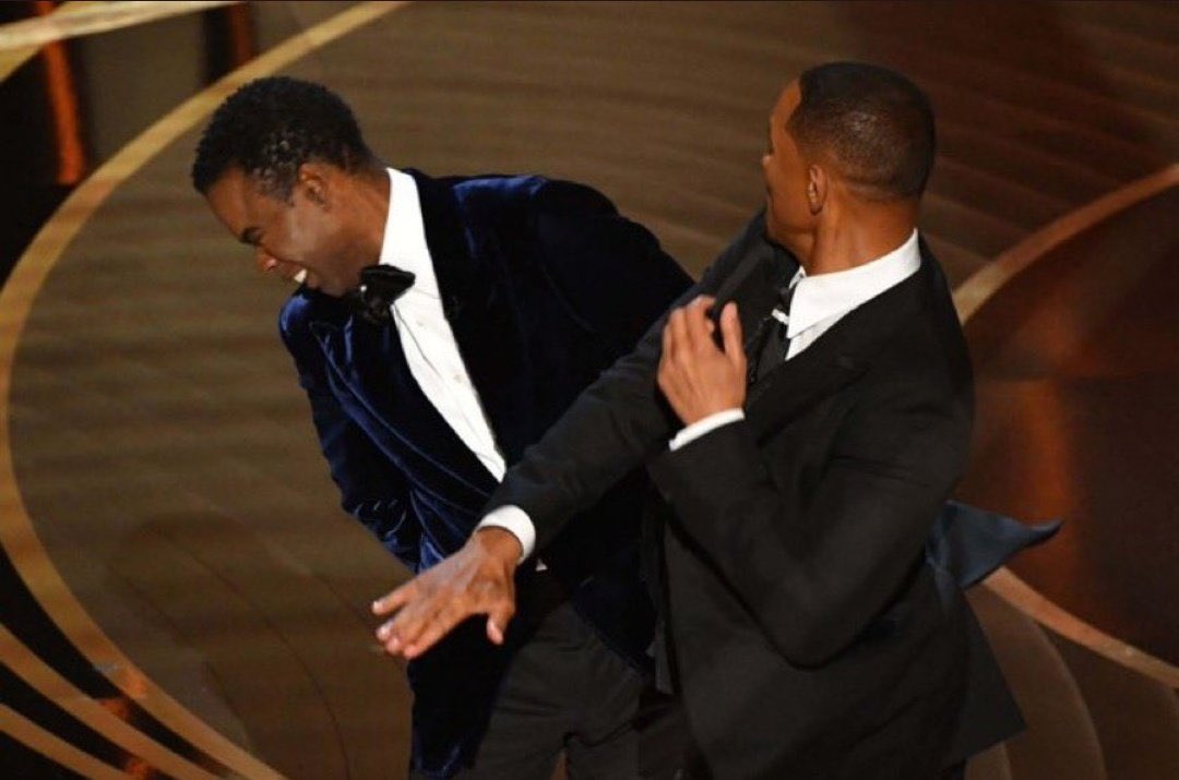 Keep My Wife’s Name Out You F**King Mouth: Social Media Reacts To Will Smith Slapping Chris Rock At The Oscars >>> bit.ly/3qJmcBD