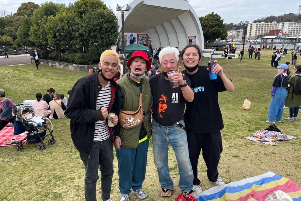 goingtofuckedup's tweet photo. 🌊🌊🌊
三笠公園は潮風がやっぱ気持ち良い‼️下駄じいに会えたのかなりヤバかった。
#TAMASONIC #BAYSIDECRASH
#JasonAndrew #FUCKYOUHEROS #FIGHTWITHYUDA #下駄じい https://t.co/vEAI2gqPI4