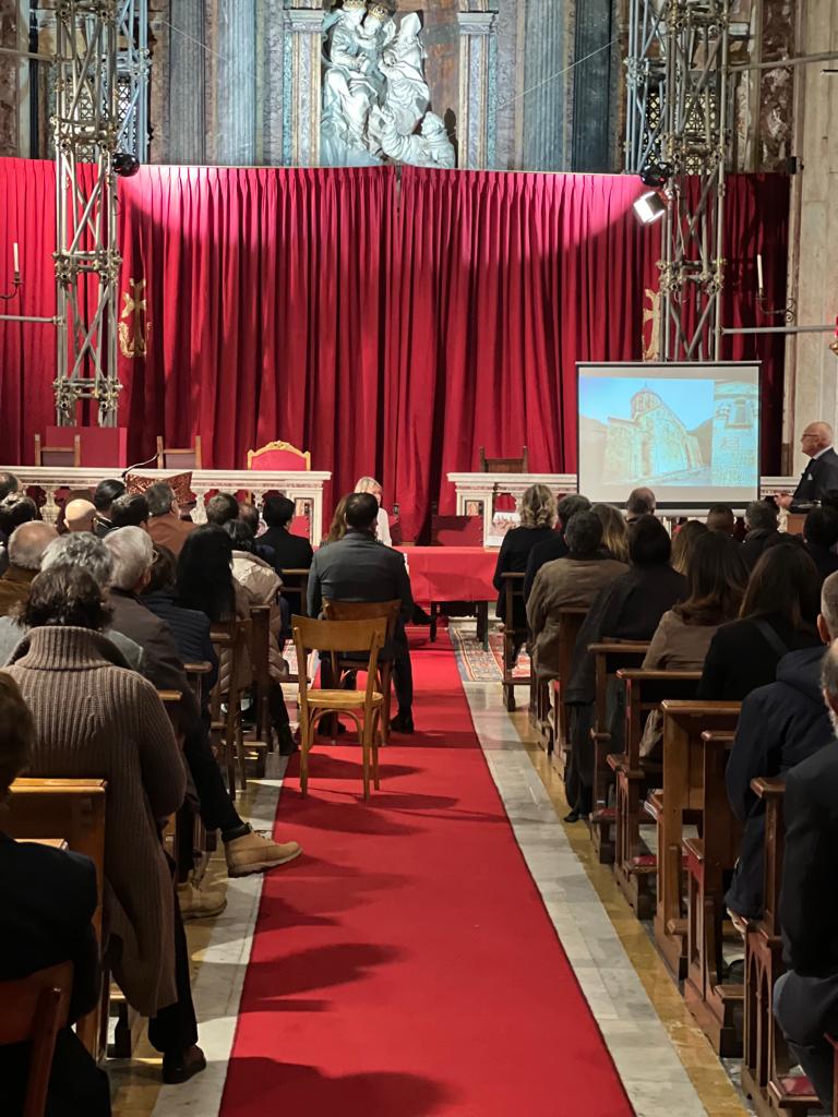AmbArmenia's tweet photo. 2/2 - L’evento è stato introdotto dall’Ambasciatore d'Armenia in Italia, S.E. Tsovinar Hambardzumyan e si è iscritto nel quadro delle celebrazioni del 30° anniversario dell'instaurazione delle relazioni diplomatiche tra #Armenia e #Italia.
#ARMIT30 #DipRels30 https://t.co/p9PKEIsGSY