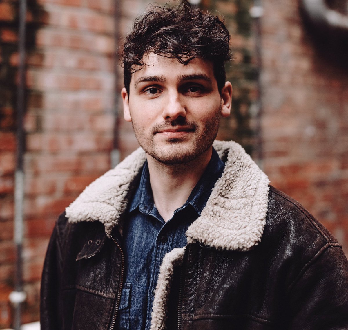 bcbradio's tweet image. 9-10pm it's Folk Us! with @TimMoonMusic 

This weeks Folk Us! features an interview with the amazingly talented Dom Prag, plus interesting new releases.

Listen on 106.6FM and bcbradio.co.uk/player