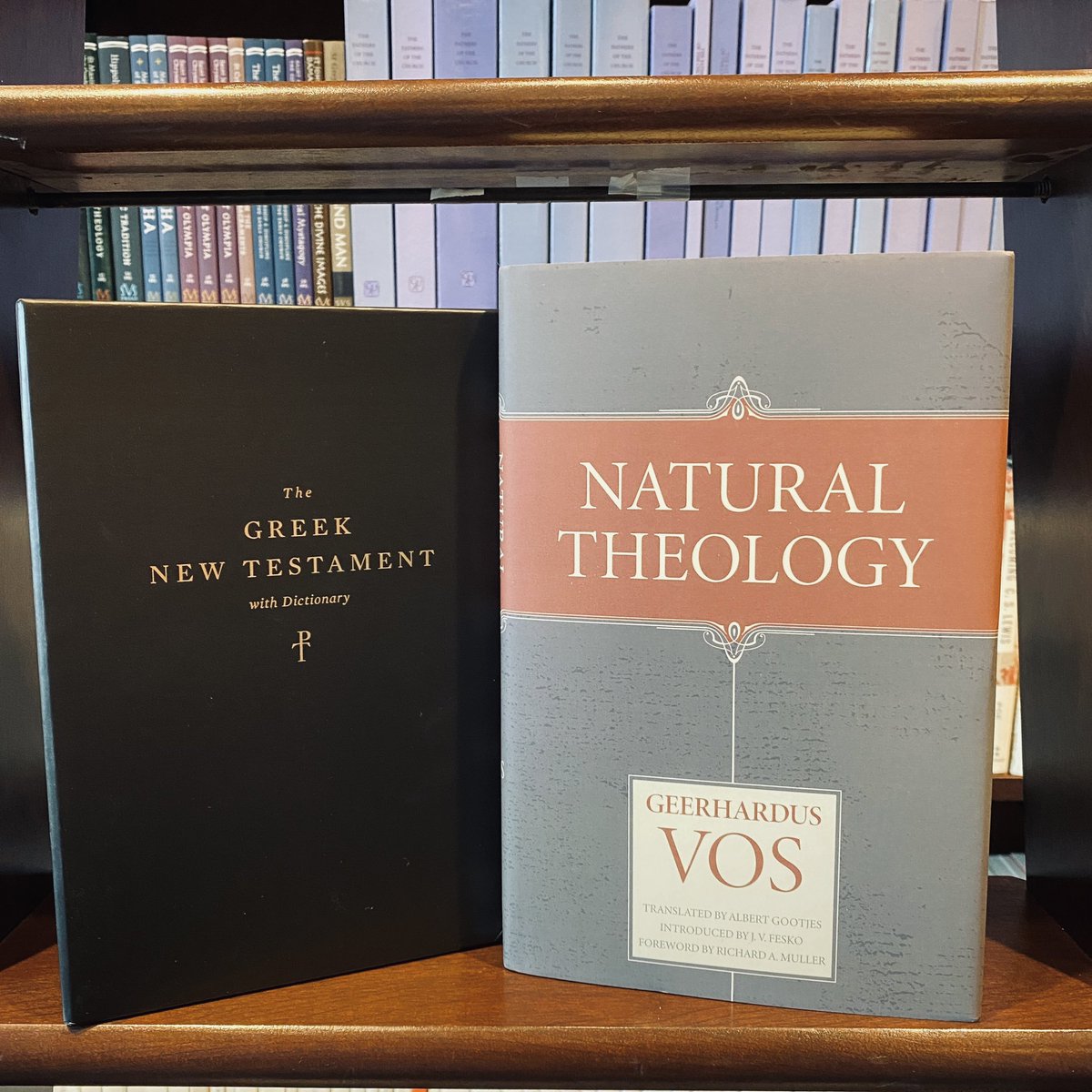 _swordandtrowel's tweet photo. Monday giveaway! Enter to win a Greek NT &amp; Vos’ lectures on Natural Theology by:

Retweeting this tweet &amp; following our account!

Winner will be contacted this afternoon. https://t.co/iFdhQ29rLU