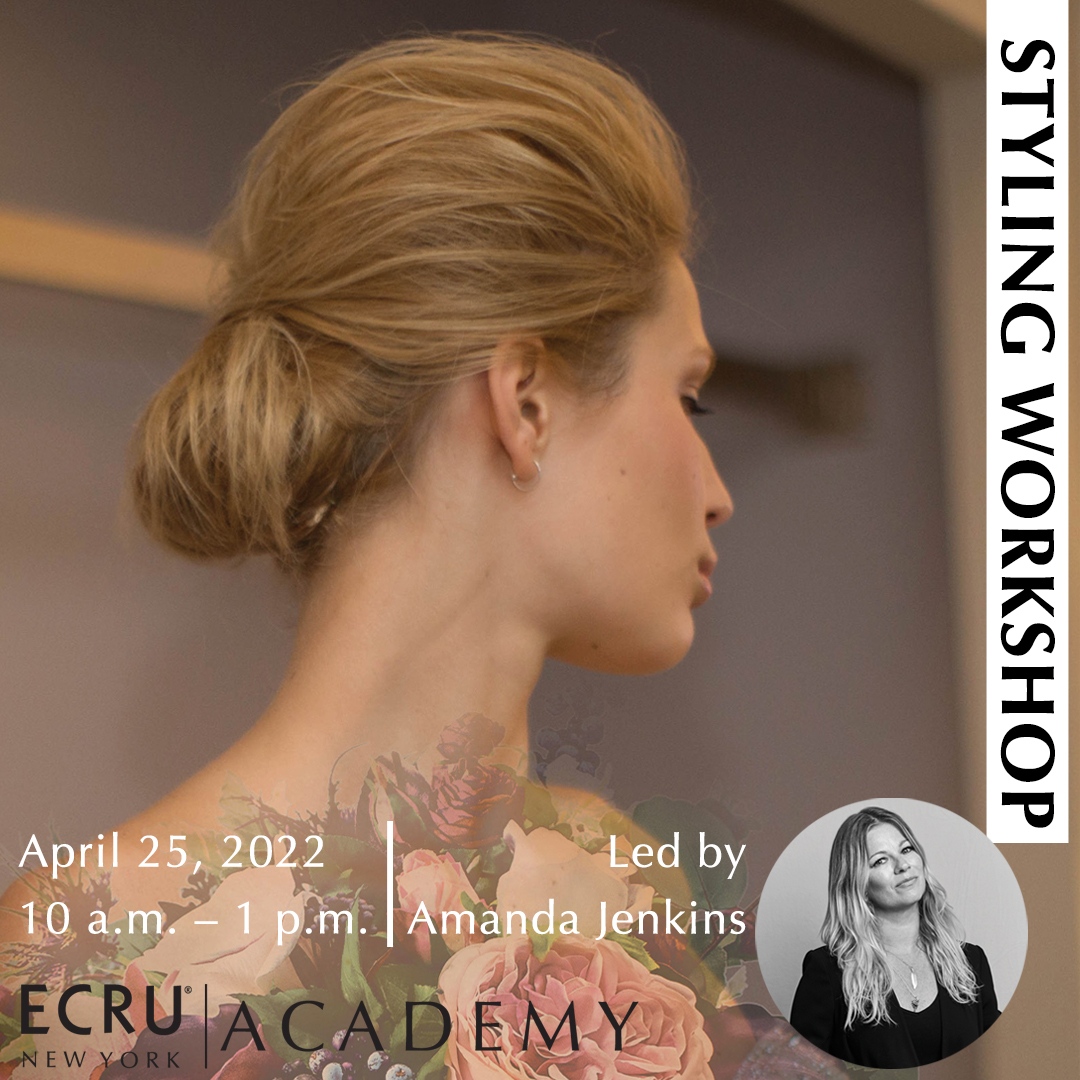 ECRUNewYork's tweet photo. Get ready for those spring and summer weddings. Learn how to create styles that will make every bride happy on her special day in our next styling class. 4/25/2022. Register Now at https://t.co/oMPfztam6J
#bridalhair #hairstyling #haireducation #hairclass #ecrunewyork https://t.co/hKTjb3UQE1
