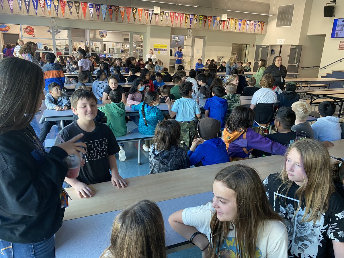 ap_jms's tweet photo. What’s happening at JMS?

2022-23 6th graders on campus. Choir, Band, Theatre, and Athletics all extended a great welcome to our future JMS Cougars. 
@jarrell_ms @Jarrell_ISD @JarrellMSCouns1 https://t.co/I5uyIFPkYO