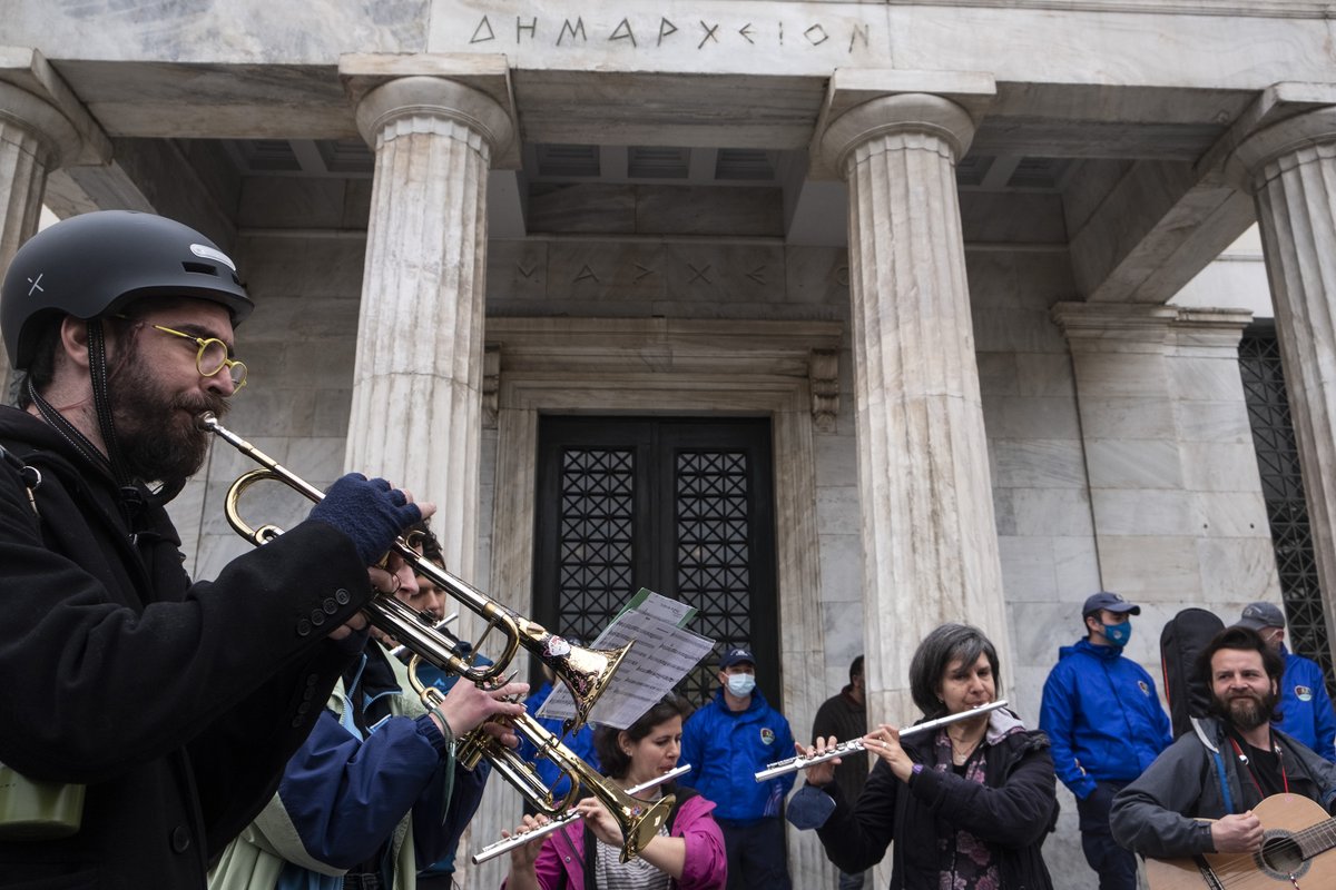 lolosmarios's tweet image. Διαμαρτυρία στο Δημαρχείο για το θέατρο  #empros  #squat
28-3-22