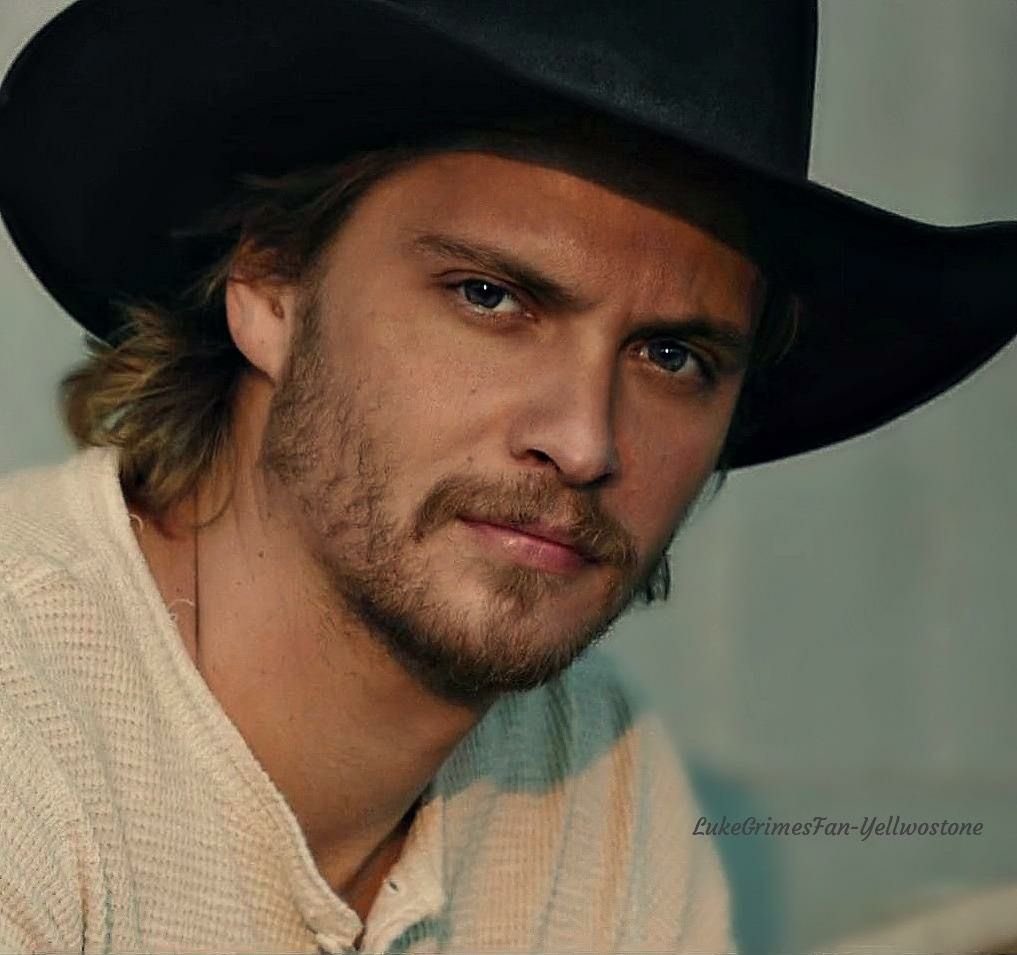 Hot cowboys are the new vampires! 
Yee-haw!!! 
❤️❤️❤️❤️❤️❤️❤️❤️❤️❤️
#kaycedutton