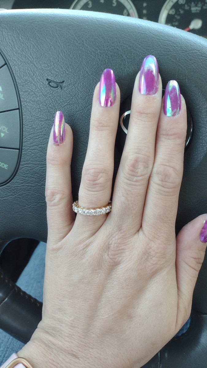 glossersnow69's tweet photo. Purple nails for the week. #purpleismyfavoritecolor https://t.co/WCwTMNLb8n