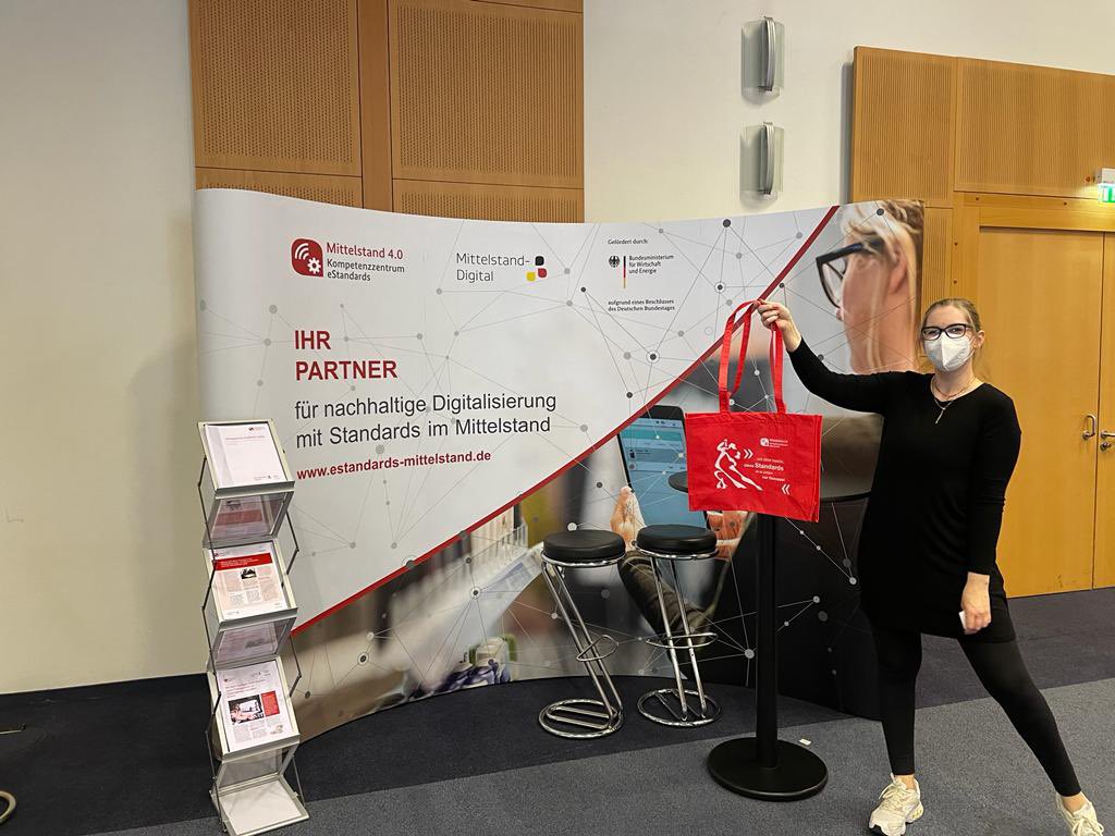 WertNetzWerke's tweet photo. Wir bauen schon fleißig auf für die #log2022! Morgen und Übermorgen endlich wieder live! Wir freuen uns auf Sie! @GS1Germany #logistik #estandards https://t.co/bVa3eZ46XM