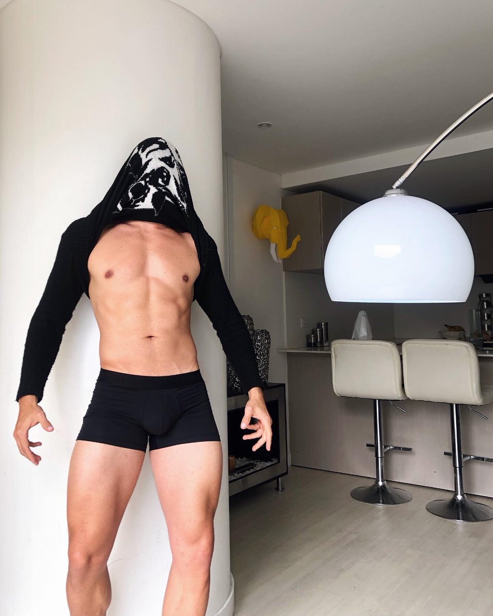 Angelperez25's tweet photo. Morning 😛 https://t.co/5oKA61YxVB