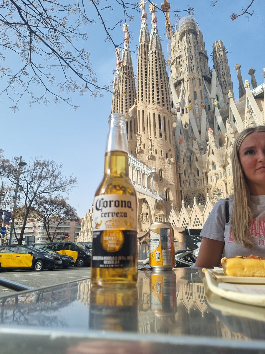 DanShiels10's tweet photo. Had worse Mondays 🌞 https://t.co/x3FZKh0PBP